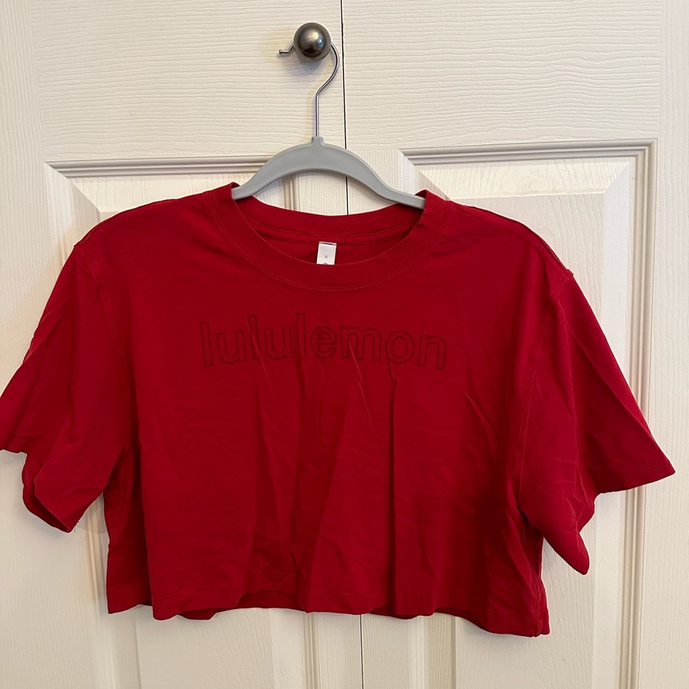 Lululemon Crop TShirt